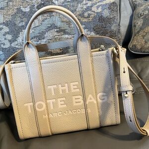Marc Jacobs Cream Leather Tote Bag